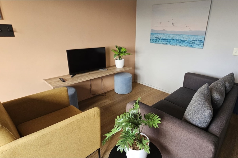 1 Bedroom Property for Sale in Bloubergstrand Western Cape